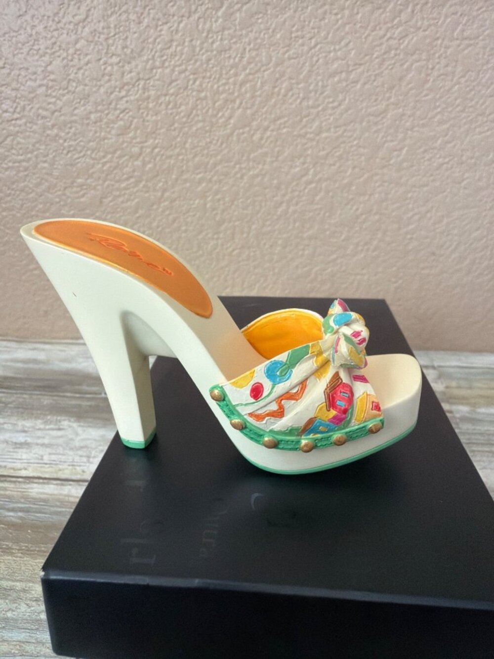 2006 Just The Right Shoe Raine "Summer Splash" Miniature Shoe #25607 NEW